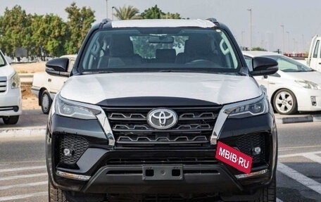 Toyota Fortuner II, 2026 год, 4 930 000 рублей, 2 фотография