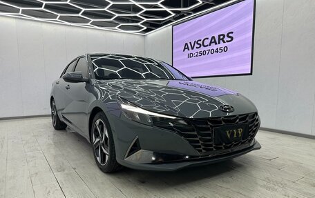 Hyundai Elantra, 2022 год, 1 200 000 рублей, 2 фотография