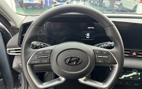 Hyundai Elantra, 2022 год, 1 200 000 рублей, 15 фотография