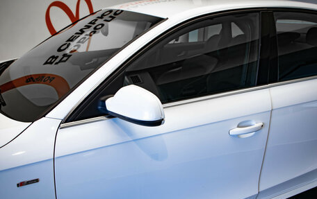 Audi A4, 2011 год, 975 000 рублей, 31 фотография