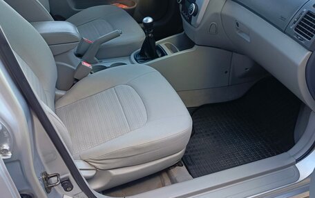 KIA Cerato I, 2006 год, 600 000 рублей, 19 фотография