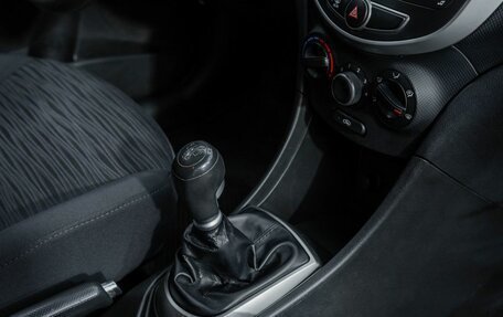 Hyundai Solaris II рестайлинг, 2014 год, 807 000 рублей, 24 фотография