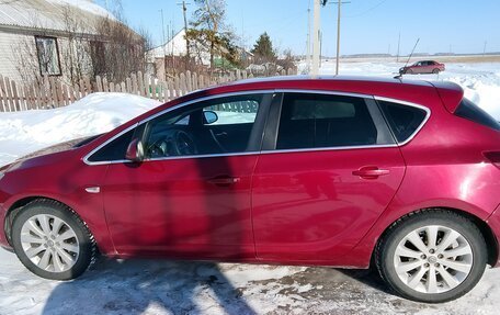 Opel Astra J, 2011 год, 550 000 рублей, 3 фотография