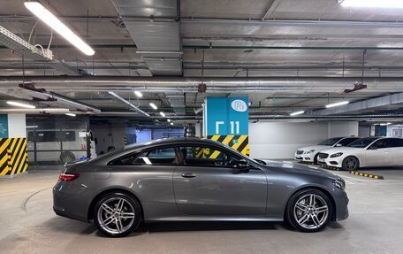 Mercedes-Benz E-Класс, 2019 год, 5 350 000 рублей, 3 фотография