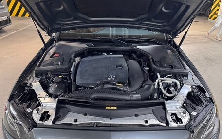 Mercedes-Benz E-Класс, 2019 год, 5 350 000 рублей, 9 фотография