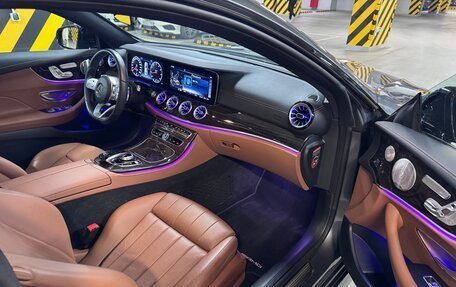 Mercedes-Benz E-Класс, 2019 год, 5 350 000 рублей, 14 фотография