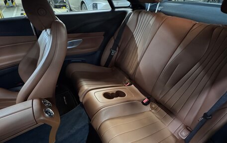 Mercedes-Benz E-Класс, 2019 год, 5 350 000 рублей, 16 фотография