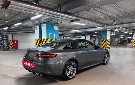 Mercedes-Benz E-Класс, 2019 год, 5 350 000 рублей, 4 фотография