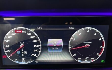 Mercedes-Benz E-Класс, 2019 год, 5 350 000 рублей, 12 фотография