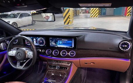 Mercedes-Benz E-Класс, 2019 год, 5 350 000 рублей, 15 фотография