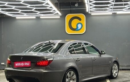 BMW 5 серия, 2004 год, 1 300 000 рублей, 5 фотография