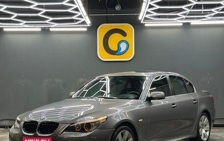 BMW 5 серия, 2004 год, 1 300 000 рублей, 3 фотография
