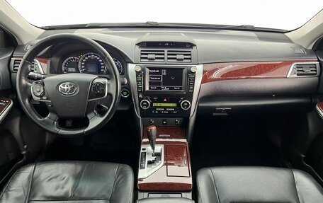 Toyota Camry, 2011 год, 1 690 000 рублей, 17 фотография