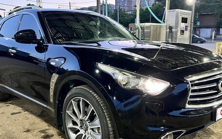 Infiniti FX II, 2012 год, 2 550 000 рублей, 1 фотография