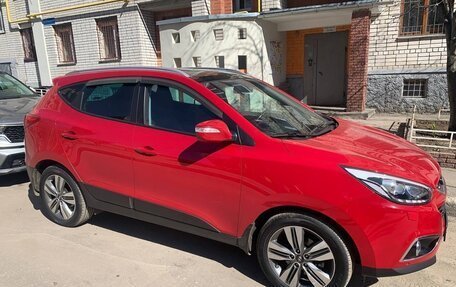 Hyundai ix35 I рестайлинг, 2013 год, 1 999 999 рублей, 1 фотография