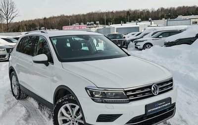 Volkswagen Tiguan II, 2017 год, 1 989 000 рублей, 1 фотография