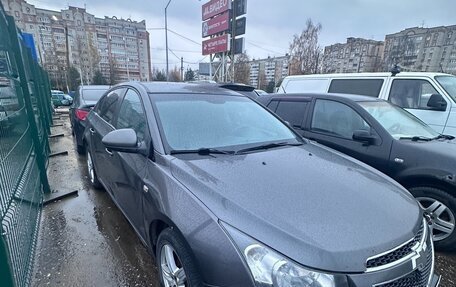 Chevrolet Cruze II, 2010 год, 482 428 рублей, 3 фотография
