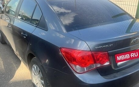 Chevrolet Cruze II, 2010 год, 482 428 рублей, 6 фотография