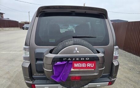 Mitsubishi Pajero IV, 2013 год, 2 300 000 рублей, 4 фотография
