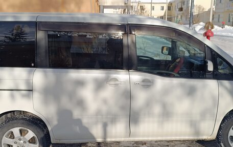 Nissan Serena III, 2006 год, 950 000 рублей, 7 фотография