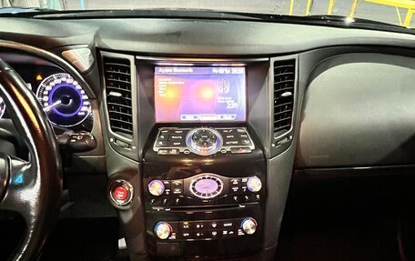 Infiniti FX II, 2012 год, 2 550 000 рублей, 7 фотография