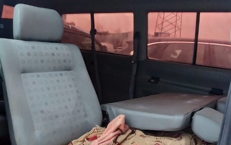 Volkswagen Caravelle T4, 2000 год, 1 200 000 рублей, 3 фотография