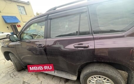 Toyota Land Cruiser Prado 150 рестайлинг 2, 2012 год, 3 350 000 рублей, 2 фотография