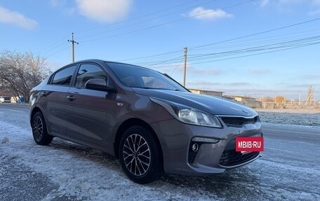 KIA Rio IV, 2018 год, 1 360 000 рублей, 8 фотография