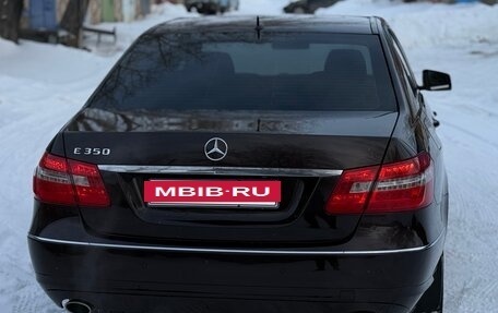 Mercedes-Benz E-Класс, 2009 год, 1 500 000 рублей, 3 фотография