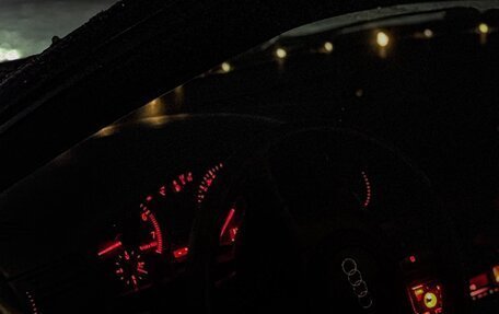 Audi A4, 1999 год, 250 000 рублей, 3 фотография