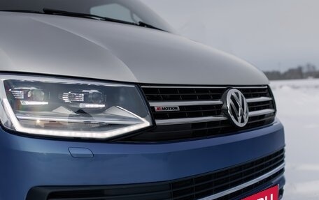 Volkswagen Multivan T6 рестайлинг, 2019 год, 5 000 000 рублей, 2 фотография