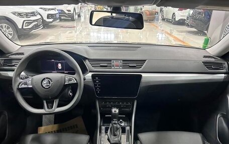 Skoda Superb III рестайлинг, 2024 год, 2 500 548 рублей, 7 фотография