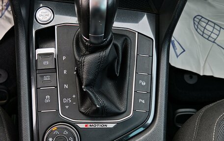 Volkswagen Tiguan II, 2017 год, 1 989 000 рублей, 14 фотография