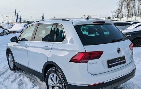 Volkswagen Tiguan II, 2017 год, 1 989 000 рублей, 5 фотография