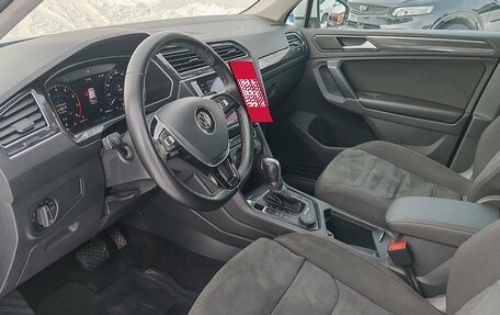 Volkswagen Tiguan II, 2017 год, 1 989 000 рублей, 9 фотография