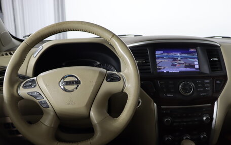 Nissan Pathfinder, 2015 год, 1 999 990 рублей, 10 фотография