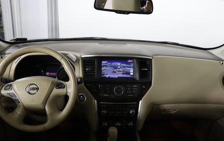 Nissan Pathfinder, 2015 год, 1 999 990 рублей, 13 фотография