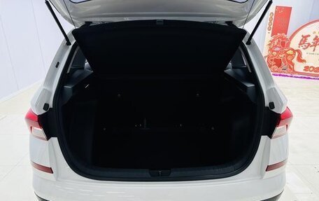 Skoda Kamiq I, 2023 год, 2 270 548 рублей, 19 фотография