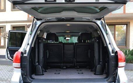 Toyota Land Cruiser 200, 2011 год, 3 100 000 рублей, 3 фотография