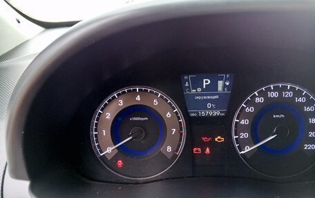 Hyundai Solaris II рестайлинг, 2012 год, 800 000 рублей, 6 фотография