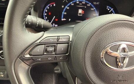 Toyota Yaris Cross, 2022 год, 1 451 000 рублей, 14 фотография