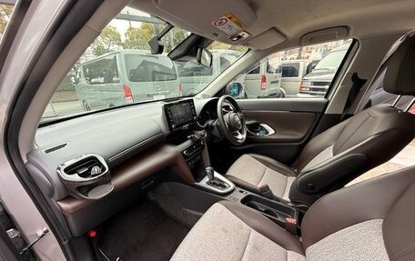 Toyota Yaris Cross, 2022 год, 1 451 000 рублей, 22 фотография