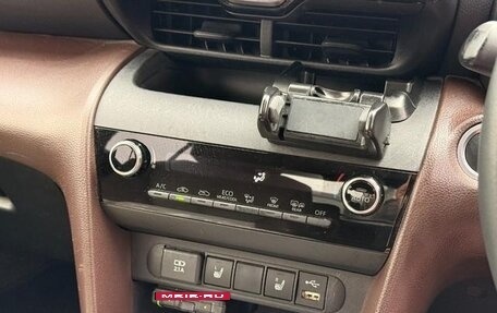 Toyota Yaris Cross, 2022 год, 1 451 000 рублей, 19 фотография