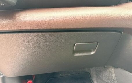 Toyota Yaris Cross, 2022 год, 1 451 000 рублей, 26 фотография