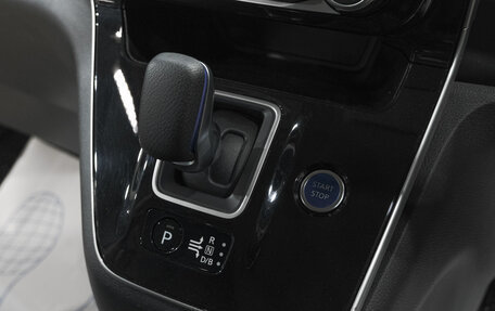 Nissan Serena IV, 2020 год, 2 199 000 рублей, 27 фотография