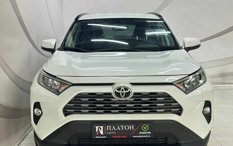 Toyota RAV4, 2019 год, 2 799 000 рублей, 2 фотография
