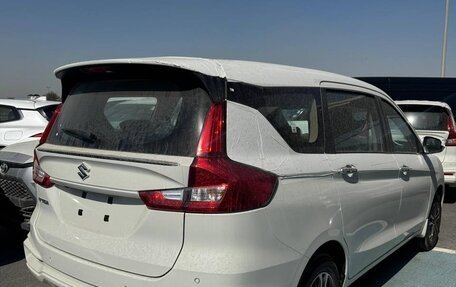 Suzuki Ertiga II, 2025 год, 2 250 548 рублей, 2 фотография