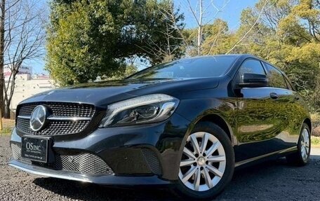 Mercedes-Benz A-Класс, 2016 год, 1 300 000 рублей, 7 фотография