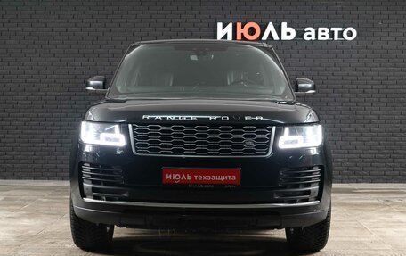 Land Rover Range Rover IV рестайлинг, 2018 год, 4 900 000 рублей, 2 фотография