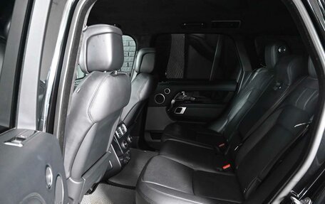 Land Rover Range Rover IV рестайлинг, 2018 год, 4 900 000 рублей, 11 фотография